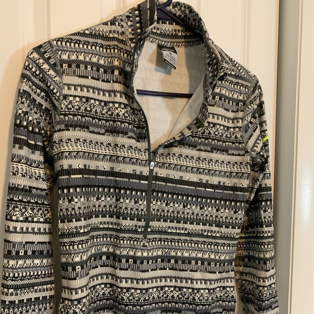 Nike pullover